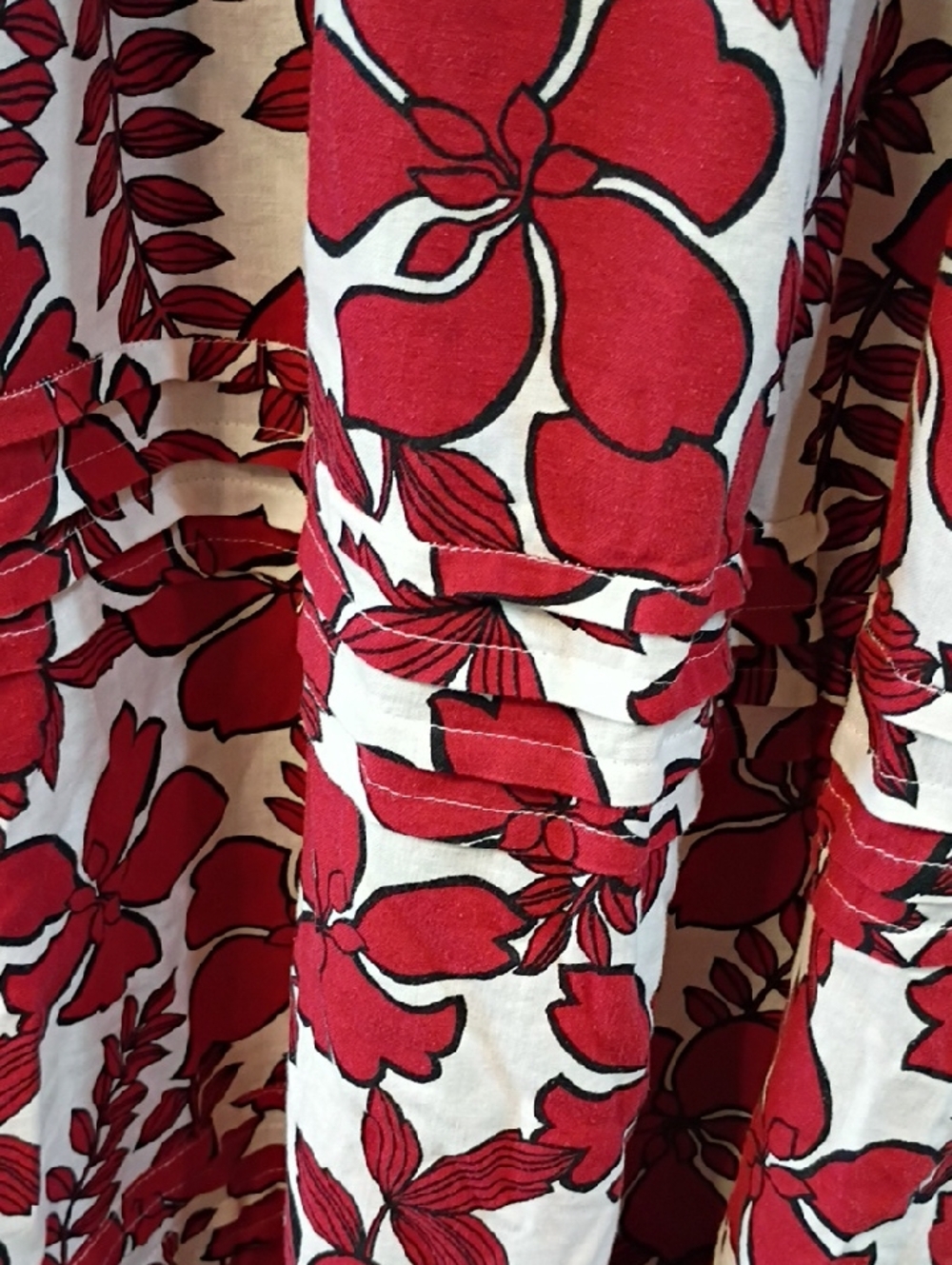 NWT Nicole Miller Red Floral Maxi Dress with V-Neck Size Large - Picture 5 of 10